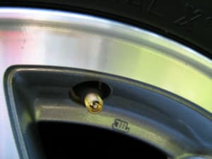 tire-inflation Car