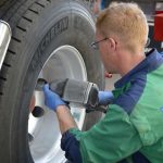 tire-repairer